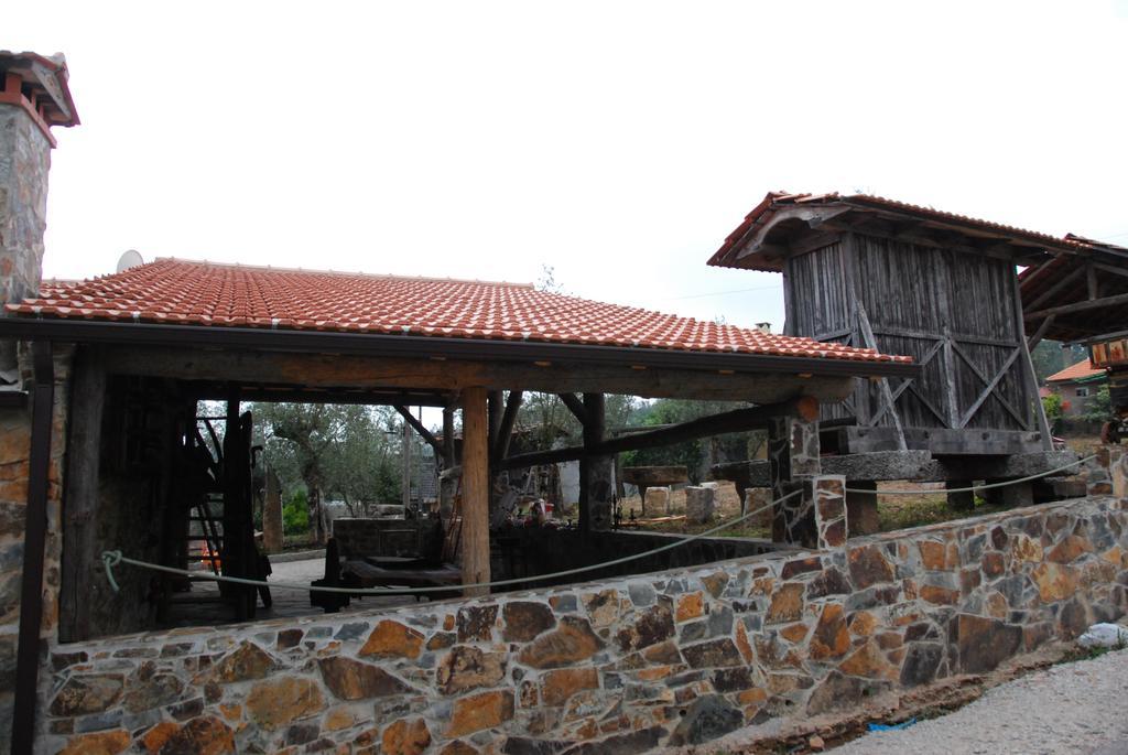 Parque Tematico Vale De Mouro Villa Buitenkant foto