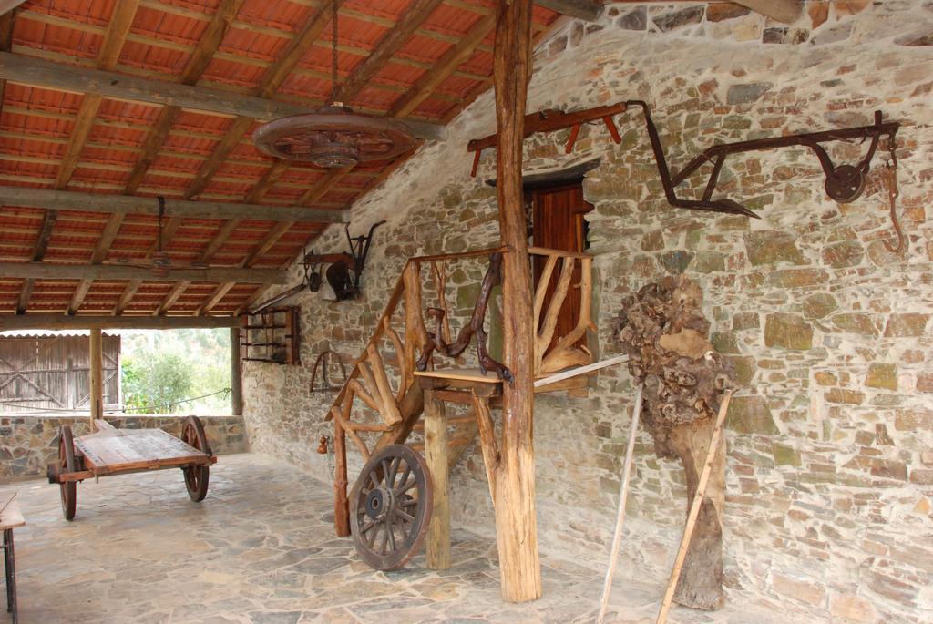 Parque Tematico Vale De Mouro Villa Buitenkant foto
