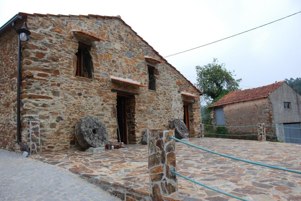 Parque Tematico Vale De Mouro Villa Buitenkant foto